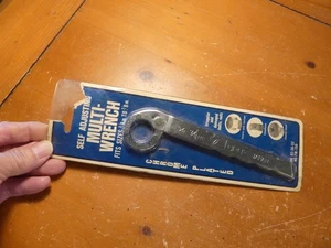 Vintage TURNY Japan Self Adjusting Multi Wrench 3/8–7/8 in Chrome Plated NIP - Picture 1 of 8