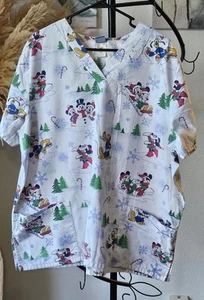 Disney's Mickey And Minnie Christmas Top Smock/scrub/nurse Uniforms 2XL Women's - Picture 1 of 4