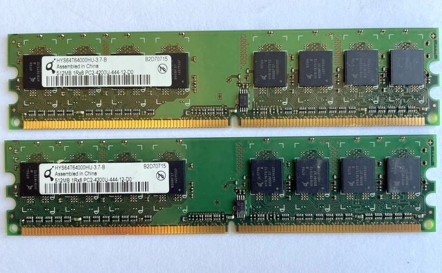 Qimonda 512MB DDR2-533 HYS64T64000HU-3.7-B UDIMM PC2-4200 NON-ECC RAM👀 - Image 1 of 4