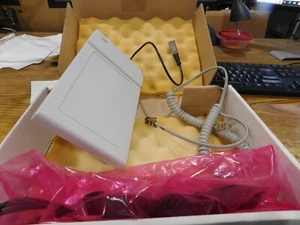 BKS Electronique Model: 93916A, HP-HIL Bar Code Reader. New Old Stock - Picture 1 of 3