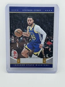 2023-24 NBA Hoops Stephen Curry Throwback Foil #8 Warriors - Foto 1 di 2