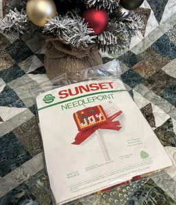 NEW vtg SUNSET 3-D Ornament Needlepoint Kit 5061 Santa's Mailbox NIP USA - Picture 1 of 7