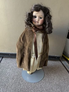 Vintage Reproduktion einer antiken deutschen Biskuitpuppe signiert Lynn LTD blaue Augen - Bild 1 von 9