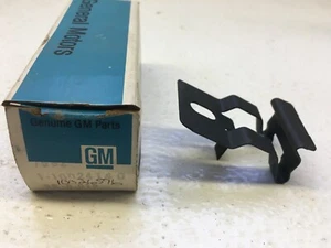 GM NOS 10026596 Hood Prop Rod Retainer Clip for 1982-1991 Pontiac 6000 - Picture 1 of 5