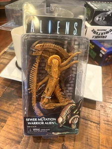 REAL 2017 NECA SDCC Exclusive Sewer Mutation Warrior Alien Case Fresh Mint