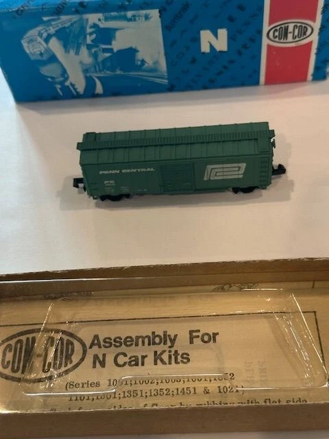 CON- COR 40' BOX CAR Penn Central N Scale in Box with Papers - Image 1 of 4
