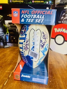 NEW VINTAGE 2003-2004 Tennessee Titans TEAM 8 AUTOGRAPH ROOKIE Logo Football NFL - Picture 1 of 11