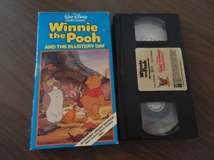 THE BLUSTERY DAY WINNIE THE POOH CARTOON VHS DISNEY HOME VIDEO 1968 AA MILNE - Picture 1 of 2