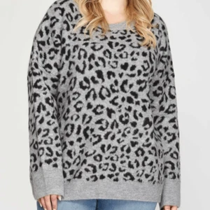 Lucky Brand Leopard Cheetah Print Gray Pullover Sweater Size 1X - Picture 1 of 11