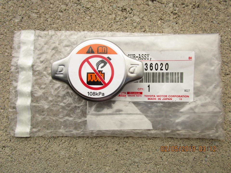 13 - 19 LEXUS ES300H ES350 2.5L V4 3.5L V6 4D SEDAN RADIATOR FLUID CAP BRAND NEW - Image 1 of 2