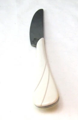 Homer Laughlin FIESTA WHITE Dinner Knife (Knives) - Image 1 of 4