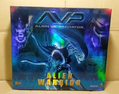 USED Hot Toys Alien Warrior 1/6 Action Figure AVP Alien VS Predator MMS017 JPN - Image 1 of 4