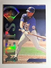 1995 Leaf New York Mets Baseball Card #362 Brett Butler
