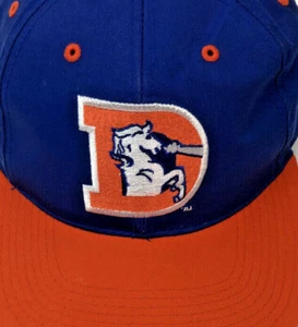 Gorra de fútbol americano NFL de los Denver Broncos de 1990 con espalda a presión - Imagen 1 de 3
