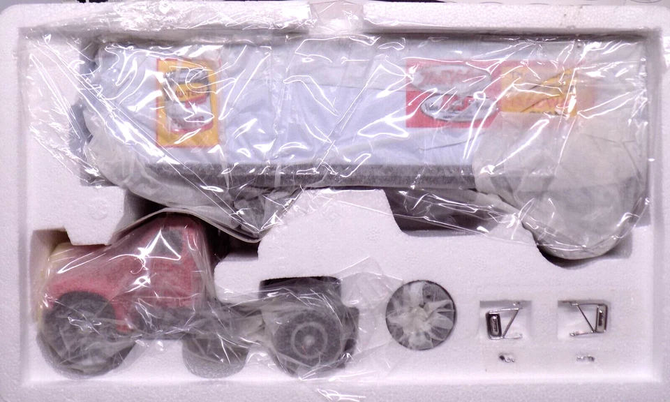 1st Gear True Value 1960 Mack B-61 Semi-truck Tractor Trailer Diecast Model 1 34