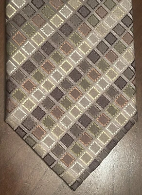 Alexander Julian Colours Hand Made 100% Polyester Men’s Neck Tie Made In China - Image 1 of 4