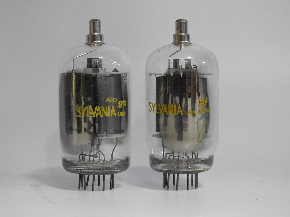 DOS TUBOS NUEVOS COMBINADOS SYLVANIA 6JB6 PARA DRAKE PERFECTOS PARA TRANSMISOR SERIE T-4 Foto 1 de 1
