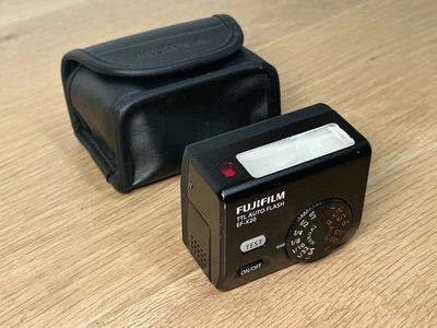 Fujifilm TTL Auto flash - Image 1 of 4