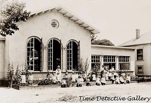 A School in Sacramento, California - 1916 - Historic Photo Print - Picture 1 of 1