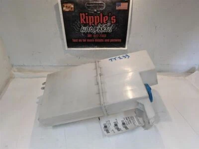 Depósito de lavado furgoneta de pasajeros Sl para 12-19 NV 3500 374642 Foto 1 de 4