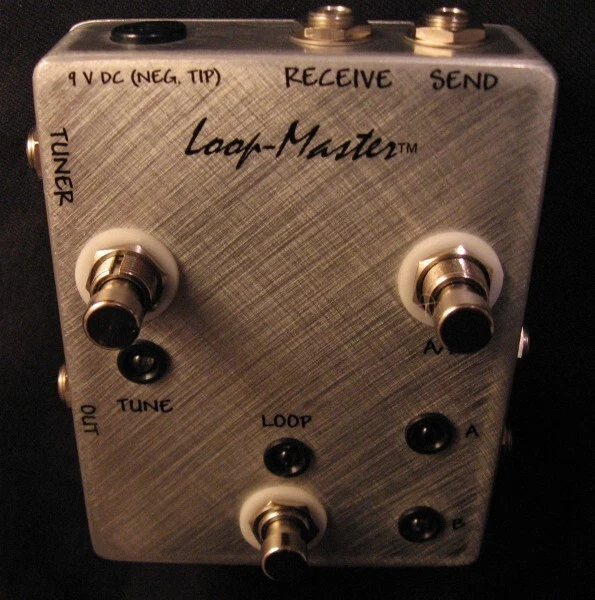 Loop-Master Pedals 1 Loop Pedal Switcher w/Tuner Out & A/B Inputs NEW IN STOCK! - image 1 of 1