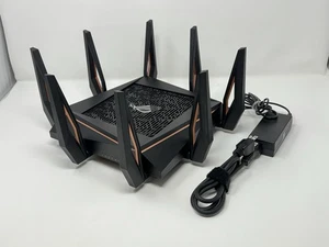 Routeur sans fil Gigabit tri-bande ASUS ROG Rapture AX11000 (GT-AX11000) - Photo 1/2
