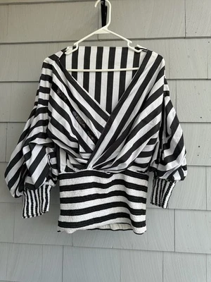 Johanna Ortiz Zanzibar Embellished Top Sz 6 Black White Striped Sequin Foto 1 de 4