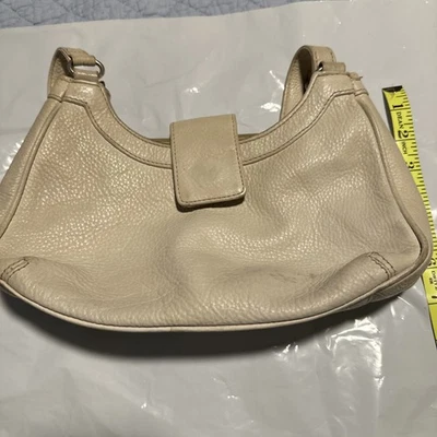 Cartera Fossil Bolso de Mano Cuero Crema Dije Llave Correa para el Hombro Foto 1 de 4