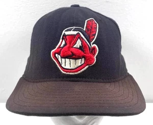 Vintage Men’s Cleveland Indians New Era Wool Baseball Hat Cap 7 1/8 MADE IN USA - Picture 1 of 5