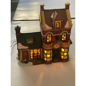 Heartland Valley Village Poreclain beleuchtetes Haus - Bild 1 von 8
