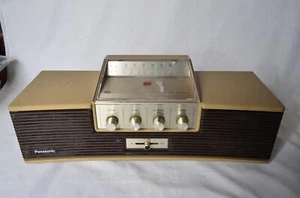 ART DECO Panasonic Model RE-7392 AM FM Table Radio WORKING GREAT! RARE! VINTAGE - Picture 1 of 11