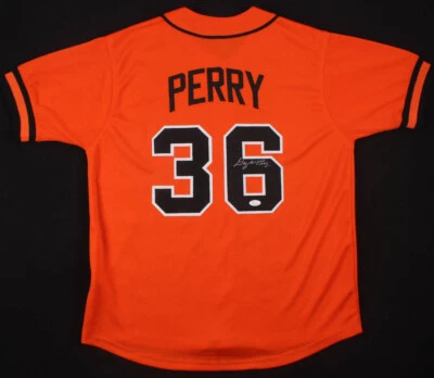 GAYLORD PERRY AUTOGRAPHED CUSTOM JERSEY (SAN FRANCISCO GIANTS) - JSA COA! - Image 1 of 4