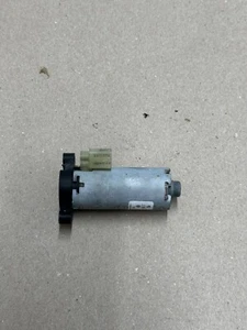 2014-2018 BMW M235i F30 F32 F36 Front Right Slide Seat Motor Longitudinal - Picture 1 of 5