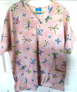 Scrub HQ Womens Medical Scrub Top S/S V-Neck Size Medium Pink With Dragonflies - Picture 1 of 7