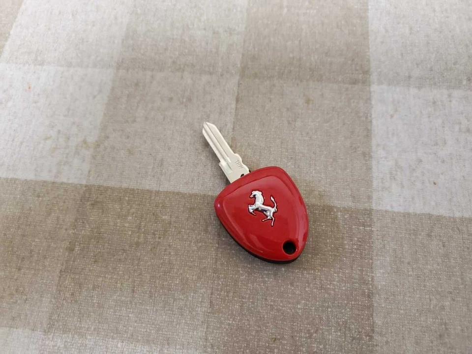 Ferrari Blank Key Testarossa F430/360/355/348/512TR/F512M/550/456 etc New - Image 1 of 4