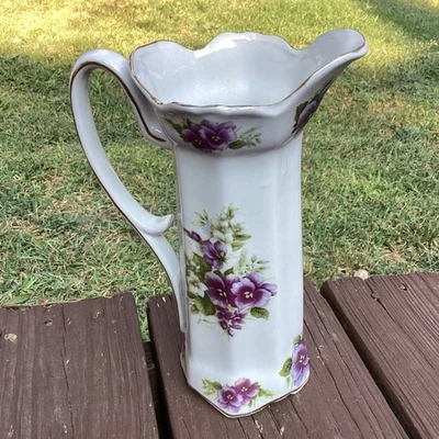 Jarra de cerámica vintage diseño floral adorno dorado solo para exhibición Foto 1 de 4