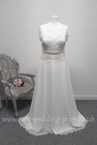 Abito da sposa Bianco Evento ''Paloma'' avorio spalle scoperte EU 52, UK 22-24 - Foto 1 di 5