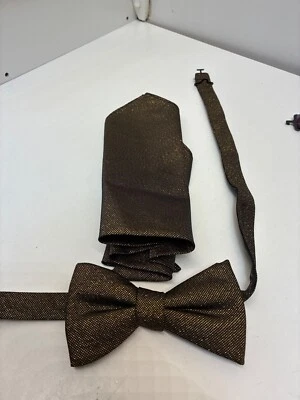 Alfani 男式纯色纹理预绑领结和纯色纹理口袋方形套装 — 第 1/2 张图片