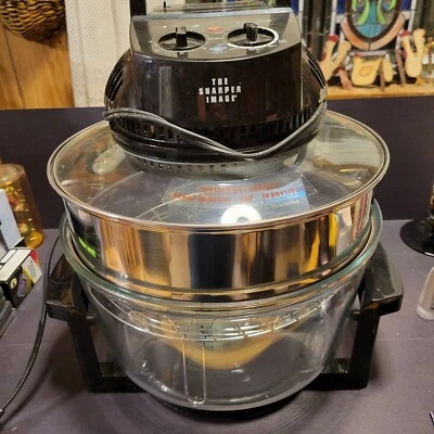 The Sharper Image Super Wave Convection Oven SAB156 - Image 1 of 4