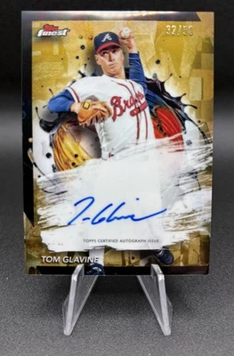 2024 Topps Finest Tom Glavine Gold Auto /50 Braves On Card. HOF Auto 🔥🔥 - Image 1 of 2