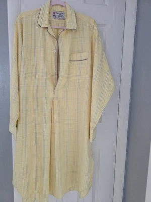 Camisa para dormir Turnbull Asser XL para hombre Foto 1 de 4