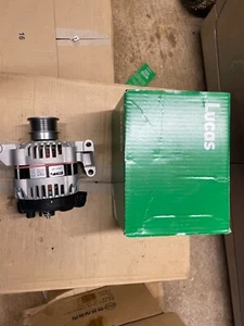 Alternator For Vauxhall Insignia 2.0 Turbo LUCAS 12V 100A - Picture 1 of 4
