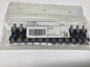 COOPER BUSSMANN - BK/S-8202-12-R - BLOQUE DE FUSIBLES, 6,3 X 32 MM, MONTAJE ATORNILLADO NUEVO - Imagen 1 de 6