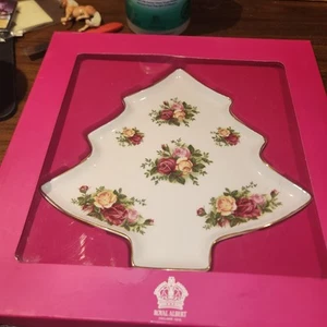 ROYAL ALBERT OLD COUNTRY ROSES TREE TRAY-PLATE-PLATTER-11" x 10.8" IN BOX - Picture 1 of 7