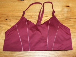 Nike Dri-FIT Indy Women's Light-Support Padded Sports Bra, M DD1407 Burgundy $45 - Picture 1 of 2