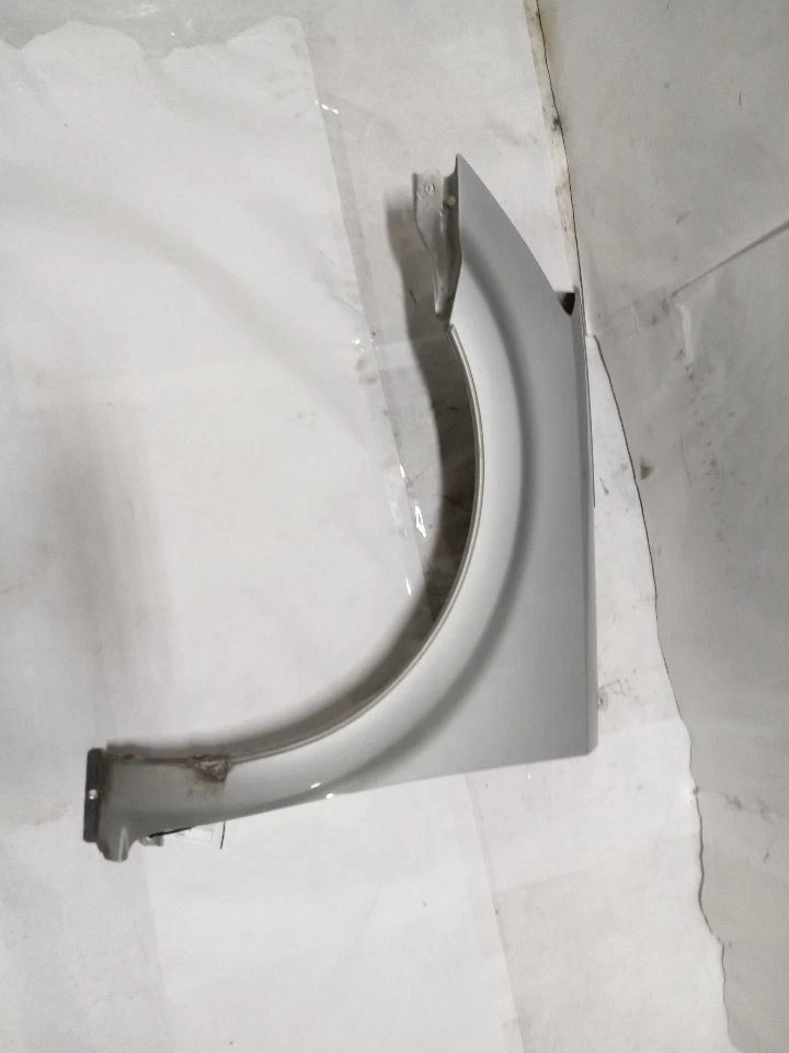 Guardabarros delantero para Nissan Quest 2004-2009 Foto 1 de 4