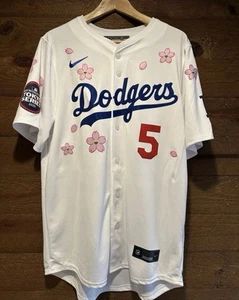 Takashi Murakami + World Tour Tokyo Series 2025 LA Dodgers Freddie Freeman - Picture 1 of 3