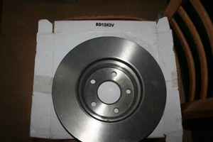 Front Brake Disc Set BD1243V - 300mm - Volvo and with part used set front pads - Picture 1 of 7