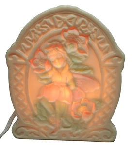  VTG Fairy Lamp Night Light Enchanted Petals Studio C Floral Soft Glow  Plug-in - Picture 1 of 11