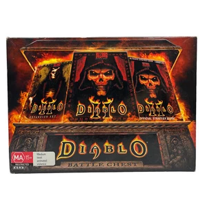 Diablo 2 Battle Chest PC Game Expansion Set With Strategy Guide CIB - Picture 1 of 6